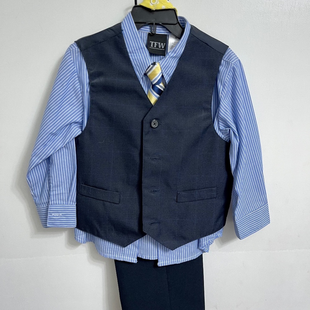 Boys suit